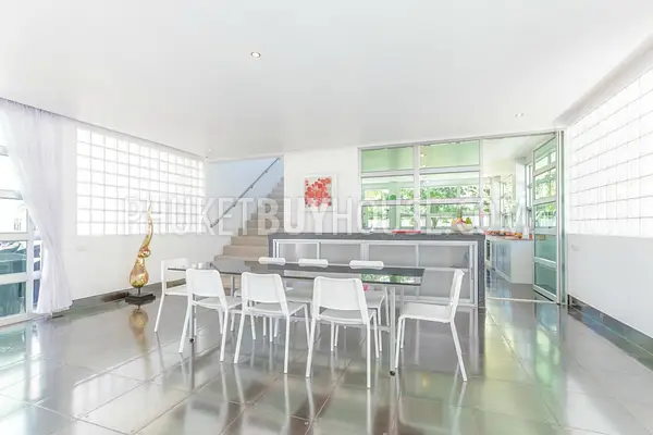 RAW5940: Pool Villa with a Tropical Garden in Rawai. Photo #47