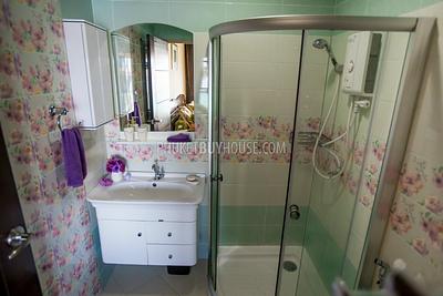 CHA5982: Gorgeous House with 4 Bedroom in front of a beautiful Lake. Photo #28