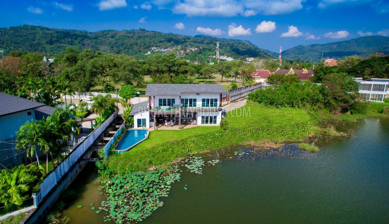 CHA5982: Gorgeous House with 4 Bedroom in front of a beautiful Lake. Photo #29