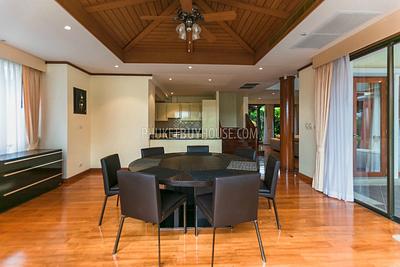 BAN5984: Amazing 3 Bedroom Villa near BangTao beach. Photo #6