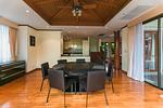 BAN5984: Amazing 3 Bedroom Villa near BangTao beach. Thumbnail #6