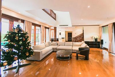 BAN5984: Amazing 3 Bedroom Villa near BangTao beach. Photo #12