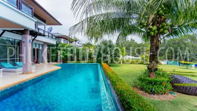 BAN5985: Luxury Villa with Lake view in Laguna area. Fotoğraf #2