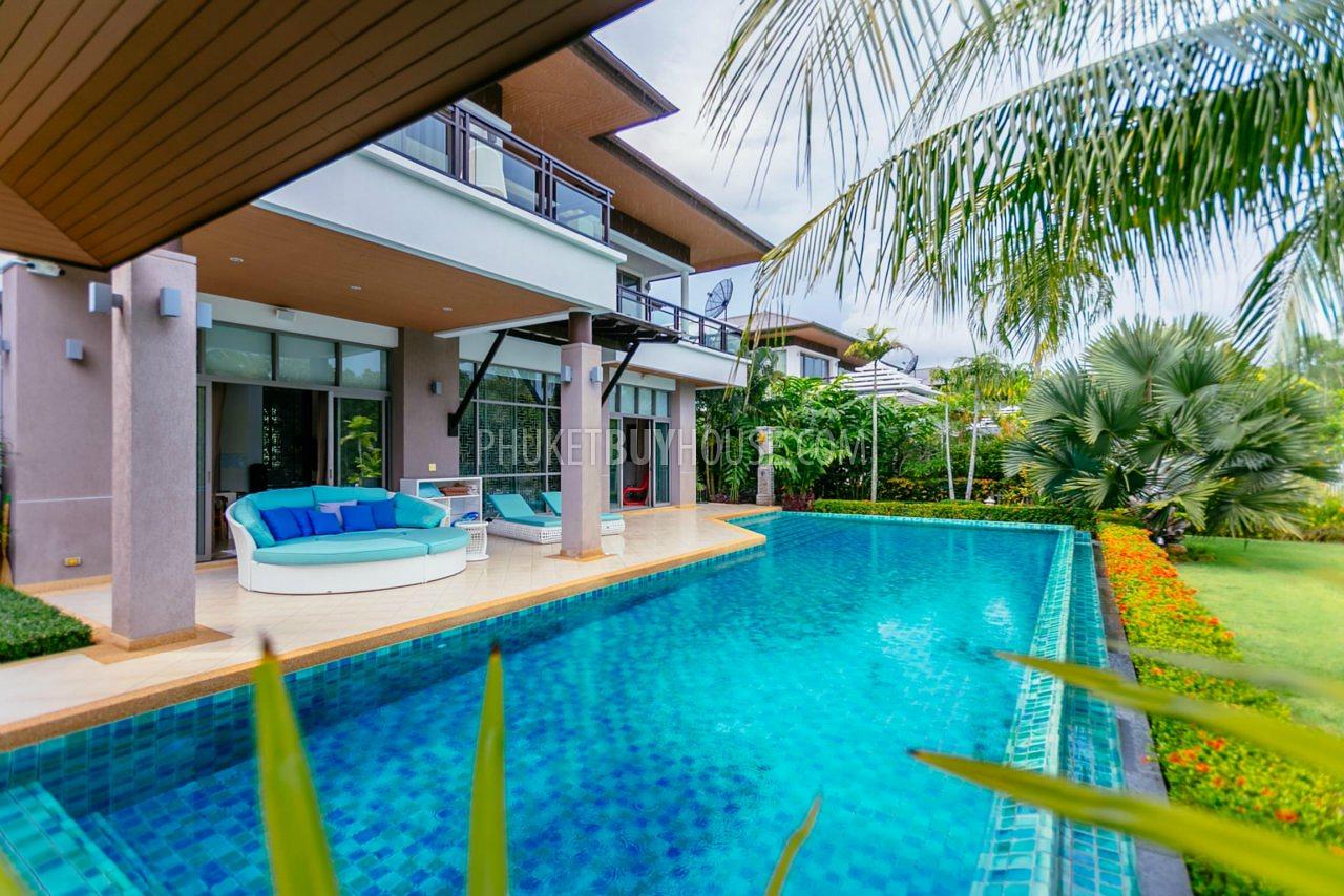 BAN5985: Luxury Villa with Lake view in Laguna area. Photo #30