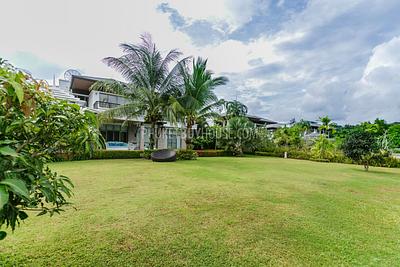 BAN5985: Luxury Villa with Lake view in Laguna area. Photo #103