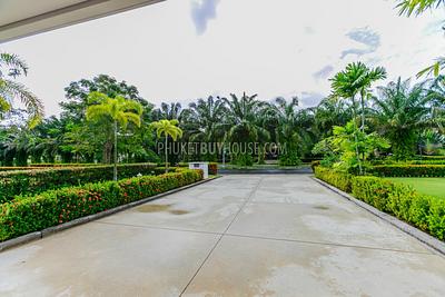 BAN5985: Luxury Villa with Lake view in Laguna area. Photo #105