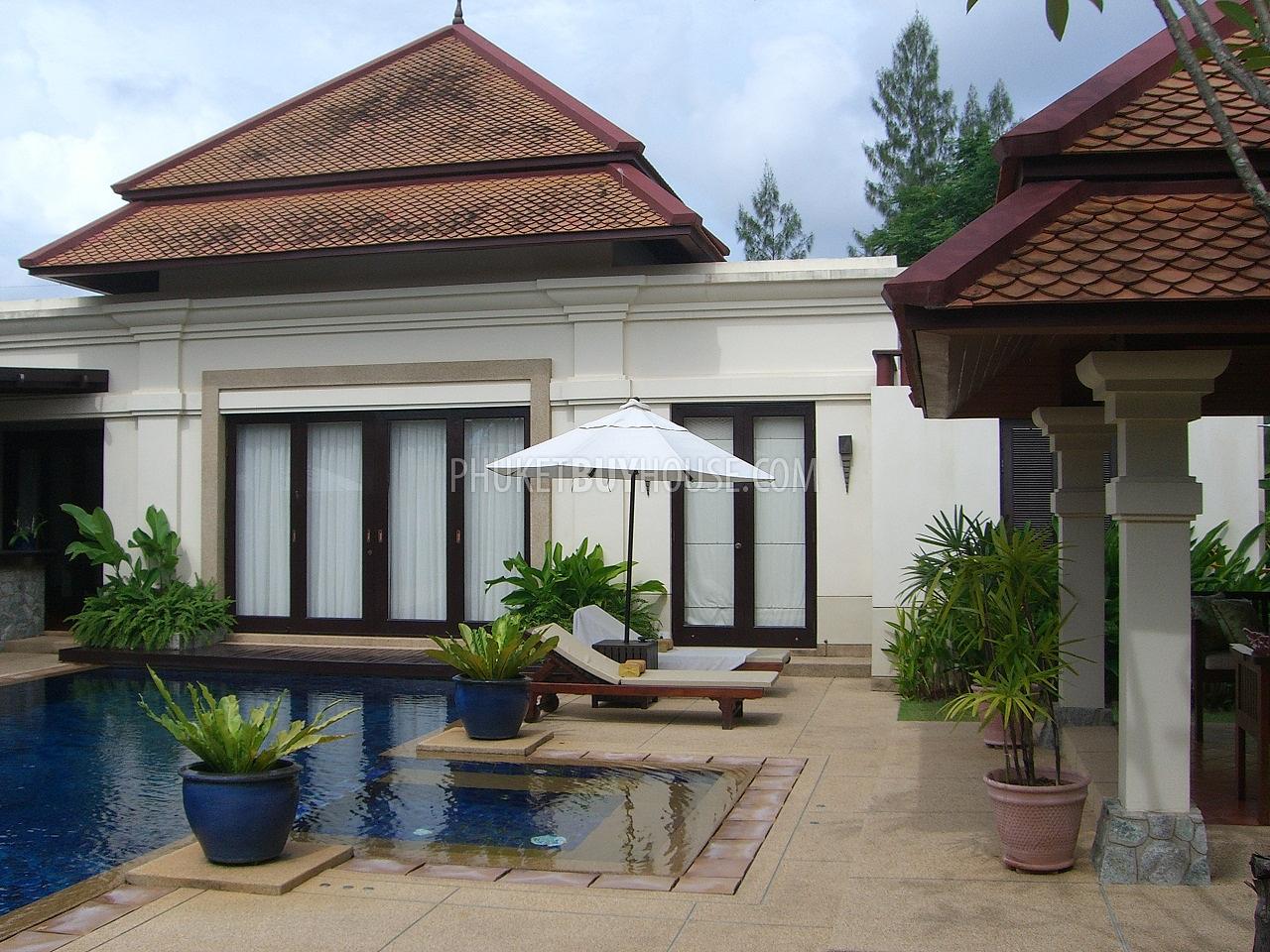BAN1211: Villa with overlooks the Pool and exquisite Thai garden. Photo #6