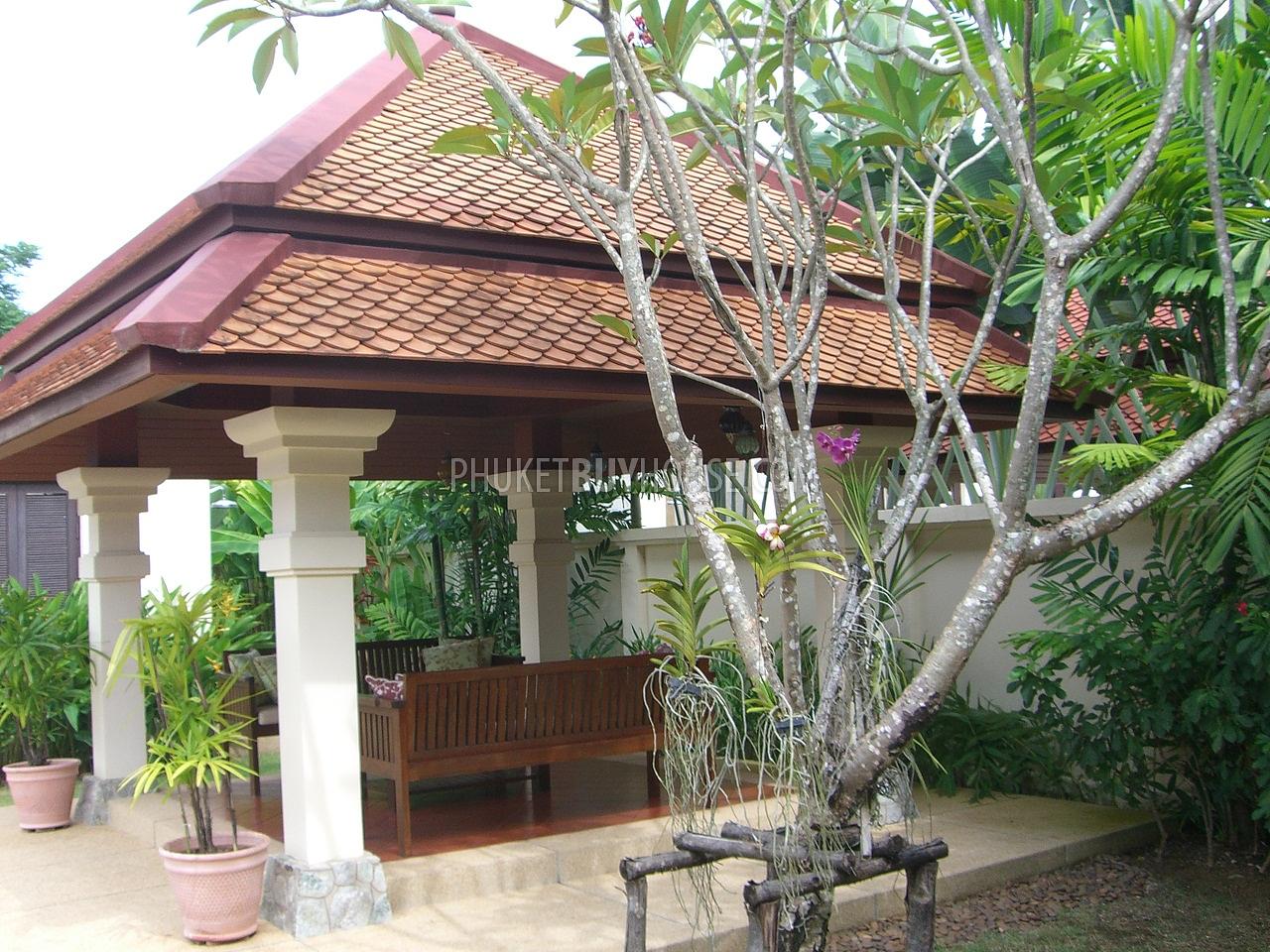 BAN1211: Villa with overlooks the Pool and exquisite Thai garden. Photo #7