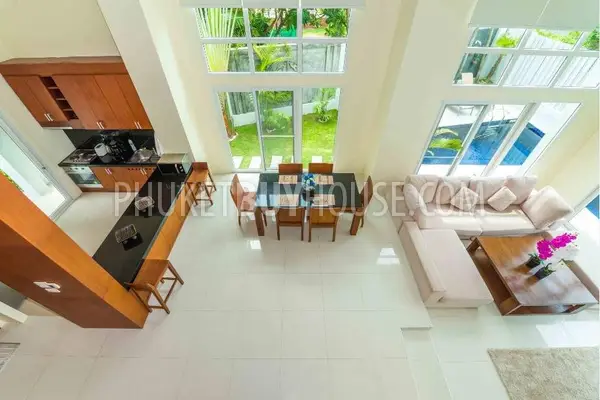 KAT5995: Charming townhouse with Sea view only 30 m. from the Kata Noi beach. Fotoğraf #5