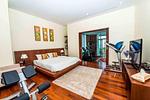 KAT5995: Charming townhouse with Sea view only 30 m. from the Kata Noi beach. Thumbnail #7