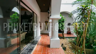 KAT5996: Spacious Mansion on the hillside in Kata. Photo #6