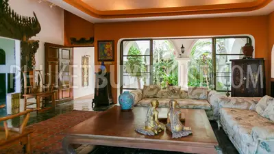 KAT5996: Spacious Mansion on the hillside in Kata. Photo #8