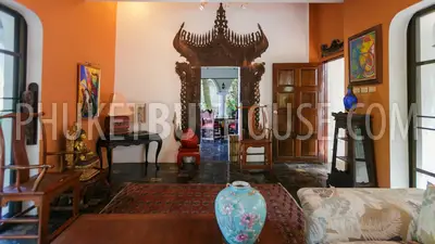 KAT5996: Spacious Mansion on the hillside in Kata. Photo #9