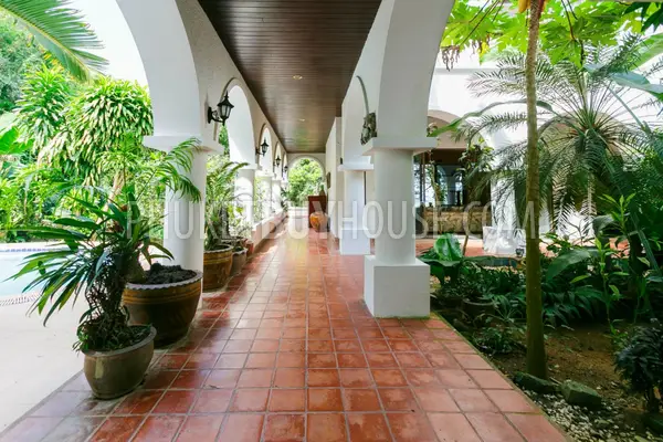 KAT5996: Spacious Mansion on the hillside in Kata. Fotoğraf #16