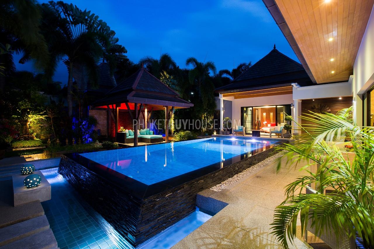 SUR5967: Gorgeous Villa with a Private Pool in Surin. Photo #26