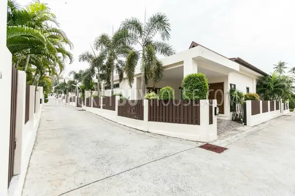 RAW5971: Nice Villa with 3 Bedroom at a secured Village. Photo #47