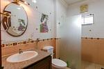 CHE5975: Tropical House with 3 Bedrooms in heart of Phuket. Миниатюра #4