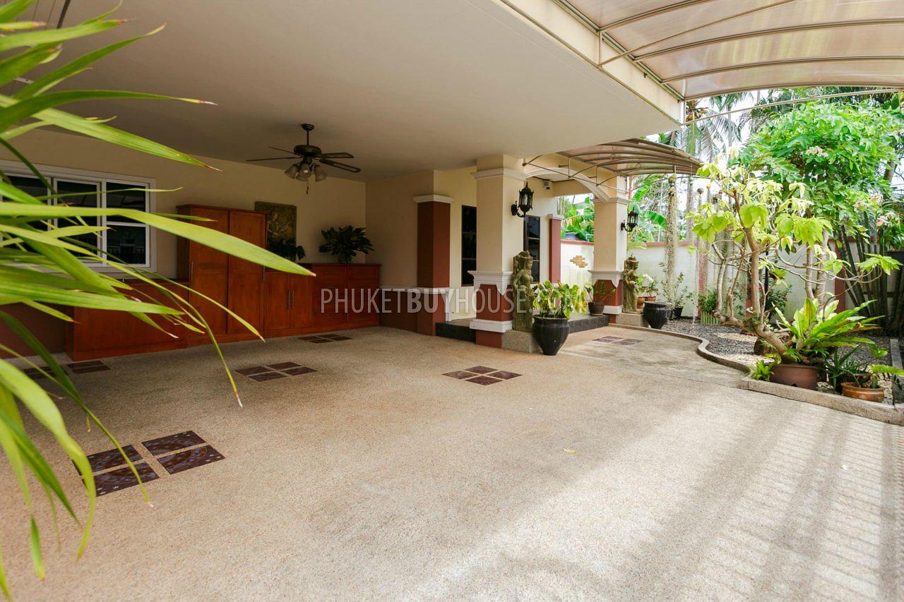 CHE5975: Tropical House with 3 Bedrooms in heart of Phuket. Фото #5