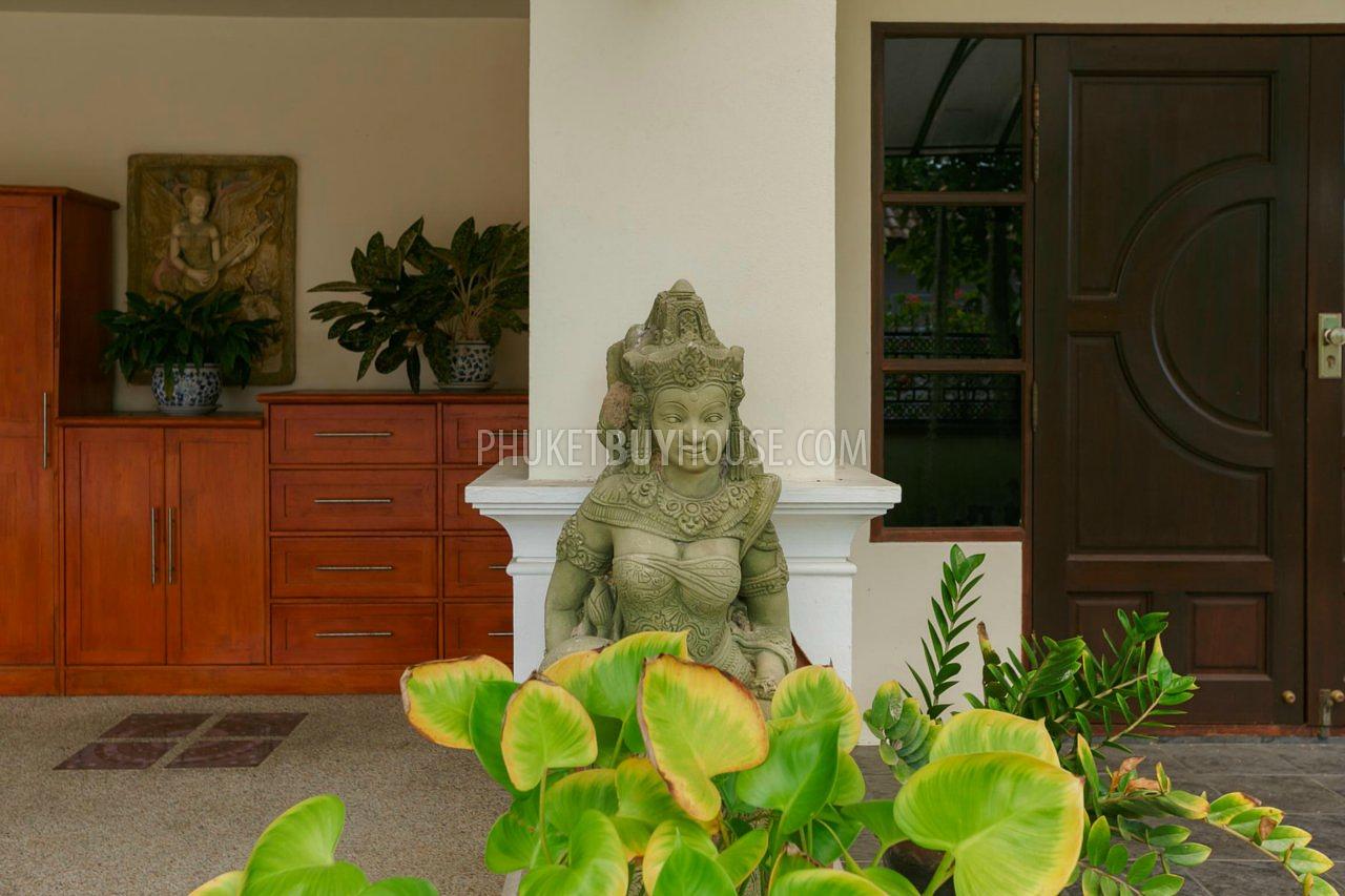 CHE5975: Tropical House with 3 Bedrooms in heart of Phuket. Фото #7