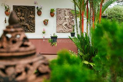 CHE5975: Tropical House with 3 Bedrooms in heart of Phuket. Photo #16