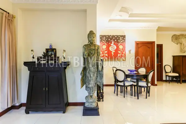 CHE5975: Tropical House with 3 Bedrooms in heart of Phuket. Fotoğraf #26