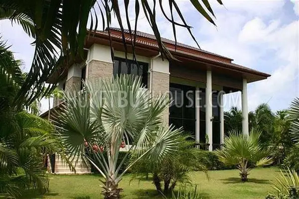 RAW5978: 2 Storey Mansion near Rawai Beach. Photo #10