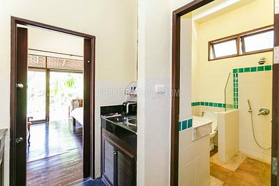 RAW5980: Thai-Balinese style Villa in Rawai. Photo #14