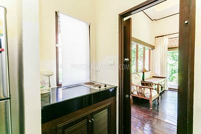 RAW5980: Thai-Balinese style Villa in Rawai. Photo #17