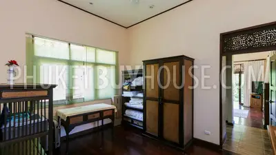 RAW5980: Thai-Balinese style Villa in Rawai. Photo #34