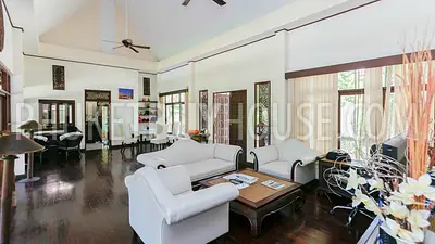 RAW5980: Thai-Balinese style Villa in Rawai. Photo #38