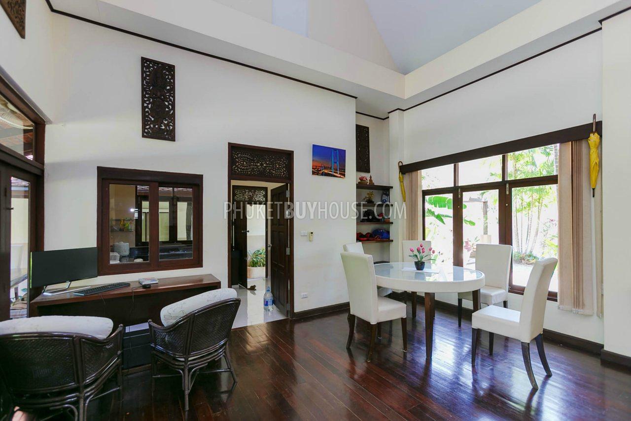 RAW5980: Thai-Balinese style Villa in Rawai. Photo #41