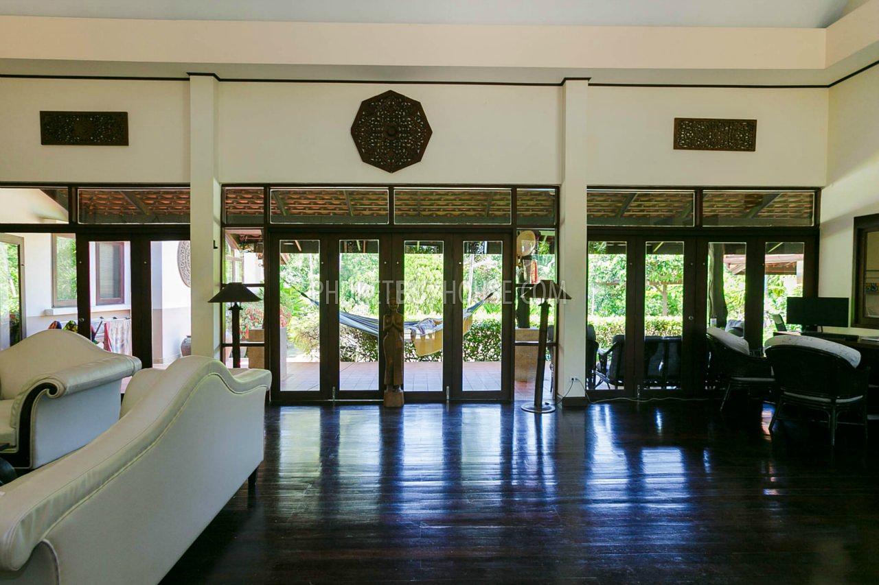 RAW5980: Thai-Balinese style Villa in Rawai. Photo #43