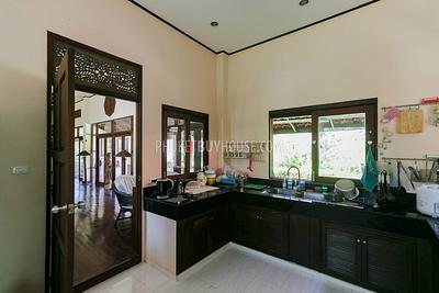RAW5980: Thai-Balinese style Villa in Rawai. Photo #45