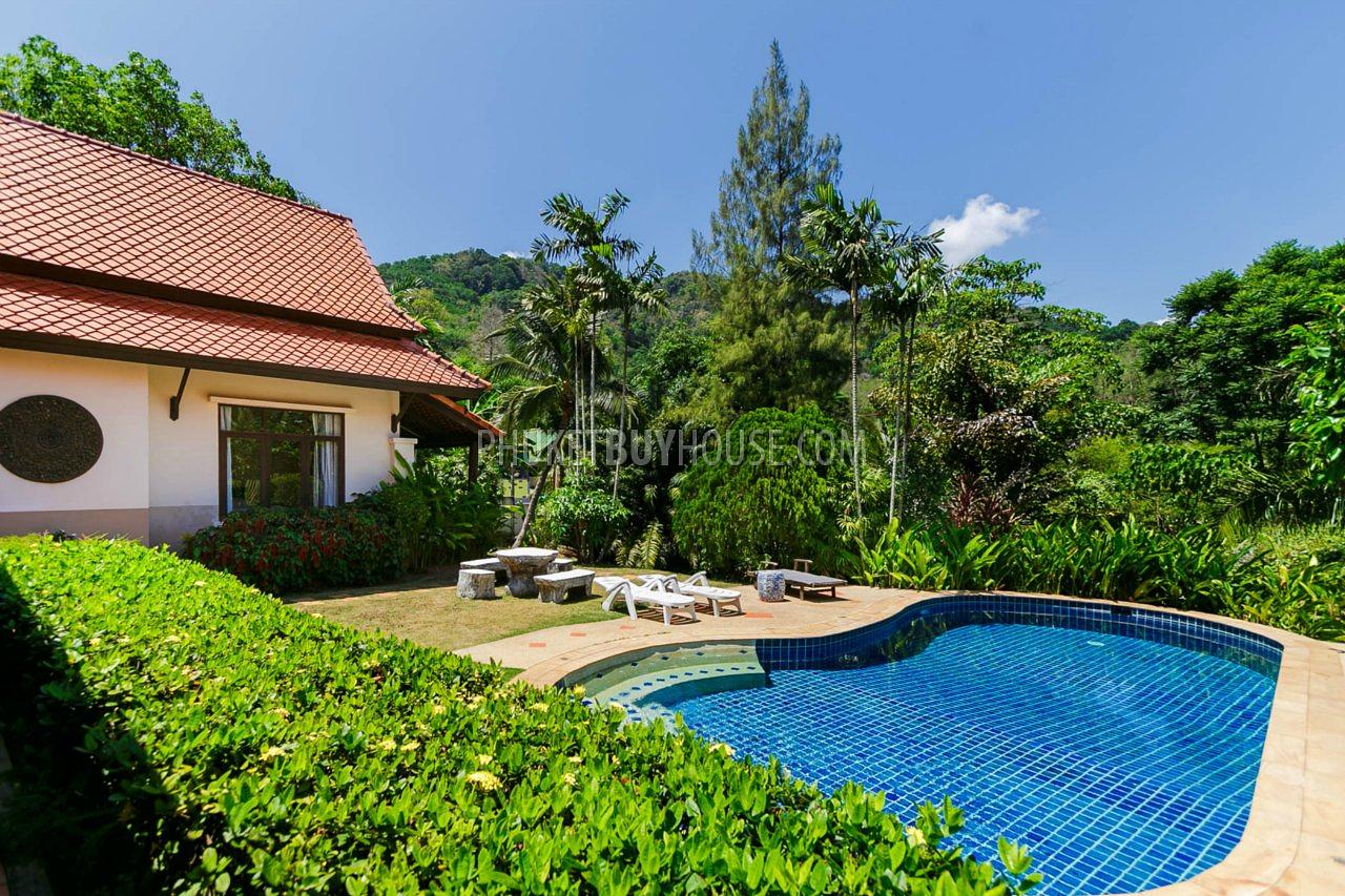 RAW5980: Thai-Balinese style Villa in Rawai. Photo #52