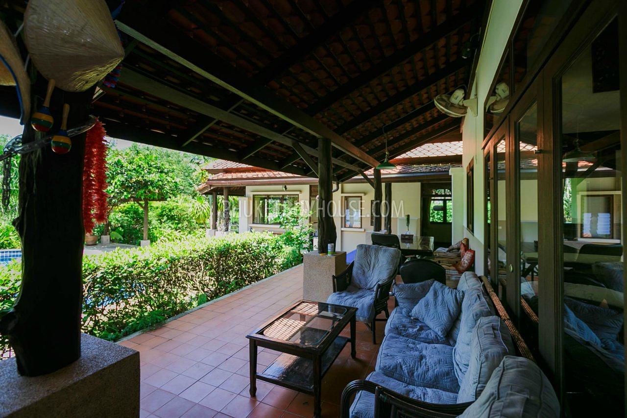 RAW5980: Thai-Balinese style Villa in Rawai. Photo #53