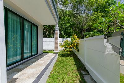 TAL6016: Brand new House with Pool in Thalang. Photo #10