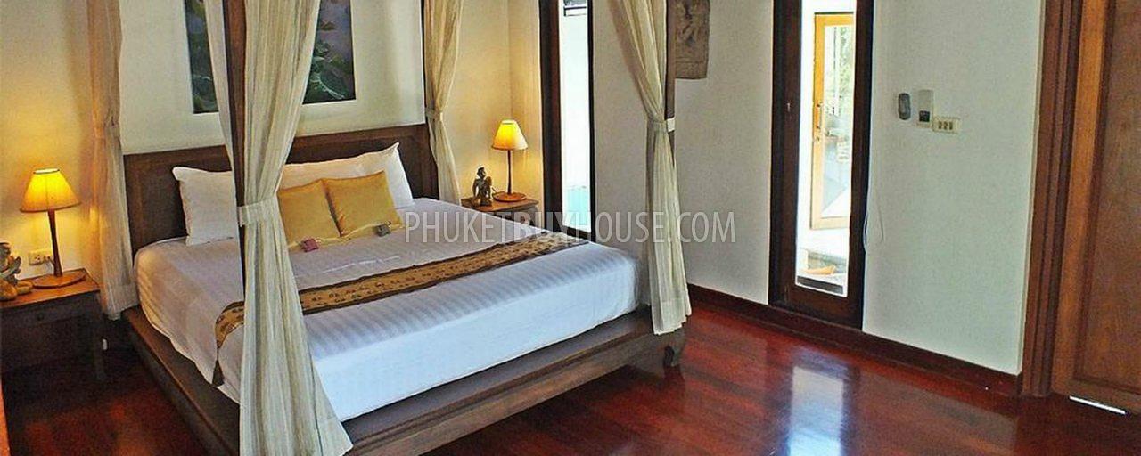 SUR6000: Private Villa with 5 Bedroom near Surin beach. Photo #13