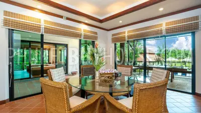 NAI6002: Fashion Villa with Private Pool in Nai Harn. Fotoğraf #8