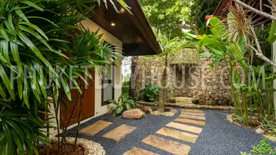 NAI6002: Fashion Villa with Private Pool in Nai Harn. Fotoğraf #36