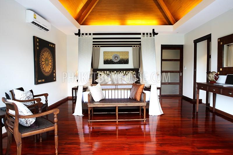 NAI6009: Beautiful Balinese Style Villa near Nai Harn beach. Photo #6