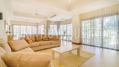 BAN6010: Spacious Villa with Pool in Laguna area. Fotoğraf #32