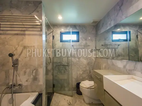 PAT6049: Comfortable Penthouse with amazing Sea view in Patong. Photo #4
