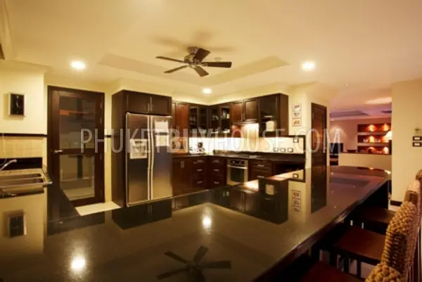 LAY6054: Beautiful Villa with tropical Garden. Photo #6