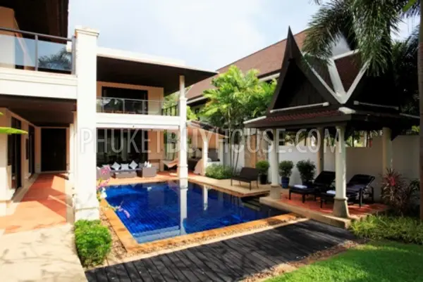 LAY6054: Beautiful Villa with tropical Garden. Photo #13