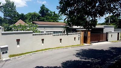 CHE6058: Modern style Villa with 3+1 Bedrooms in CherngTalay. Photo #3