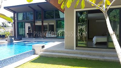 CHE6058: Modern style Villa with 3+1 Bedrooms in CherngTalay. Photo #5