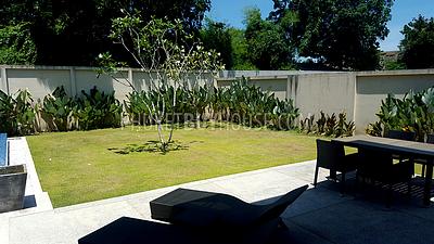 CHE6058: Modern style Villa with 3+1 Bedrooms in CherngTalay. Photo #12