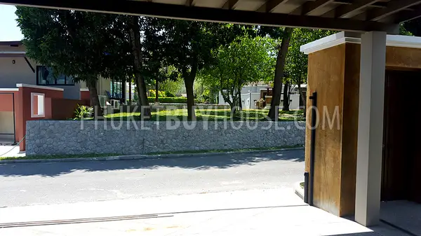 CHE6058: Modern style Villa with 3+1 Bedrooms in CherngTalay. Fotoğraf #16