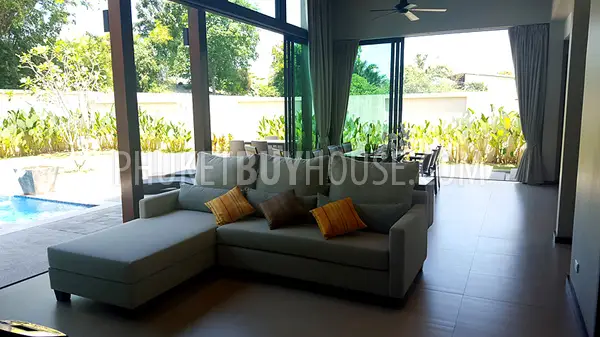 CHE6058: Modern style Villa with 3+1 Bedrooms in CherngTalay. Fotoğraf #21