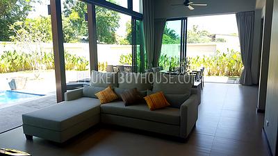 CHE6058: Modern style Villa with 3+1 Bedrooms in CherngTalay. Photo #21